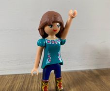 Dreamworks Spirit Riding Free Playmobil Lucky Prescott Figurine #9476