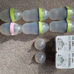 Como Tomo silicone baby bottles