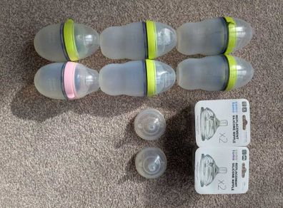 Como Tomo silicone baby bottles