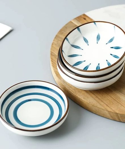 Brand New small bowls/soy sauce dishes. Brand new