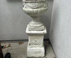 Ornamental flower pot
