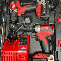 Milwaukee drill set