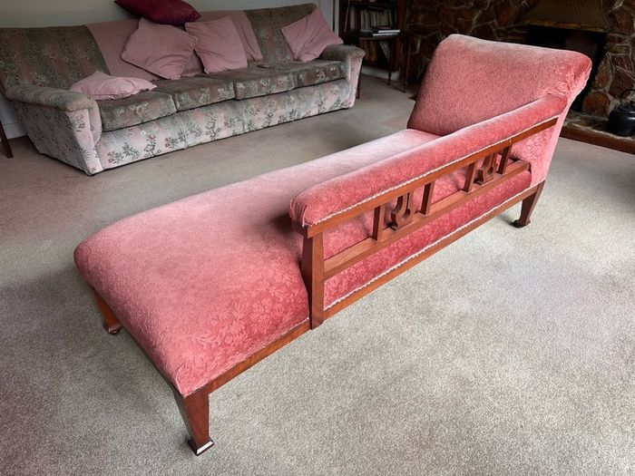 Chaise Longue