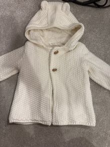 Cream warm jumper 9-12 months