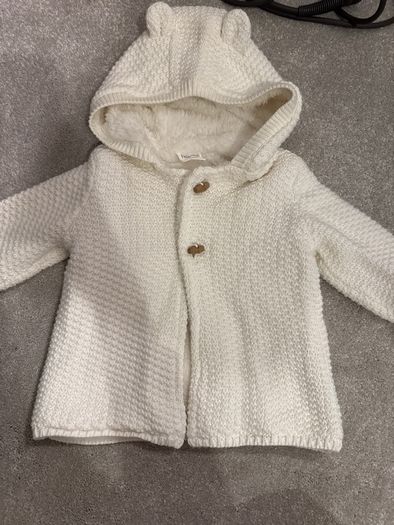 Cream warm jumper 9-12 months