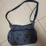Women's medium sized handbag Image 2