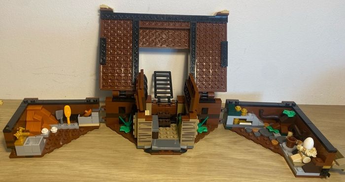 LEGO Fantastic Beasts Newt's Case of Magical Creatures