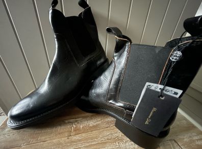 Chelsea ankle boots Massimo Dutti size 5 brand new