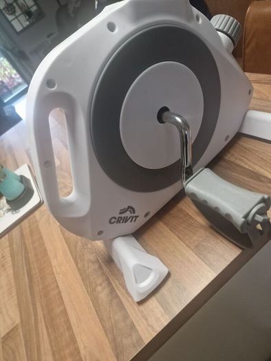 leg and arm trainer