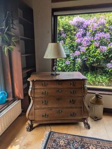 Antique Chest of Drawers