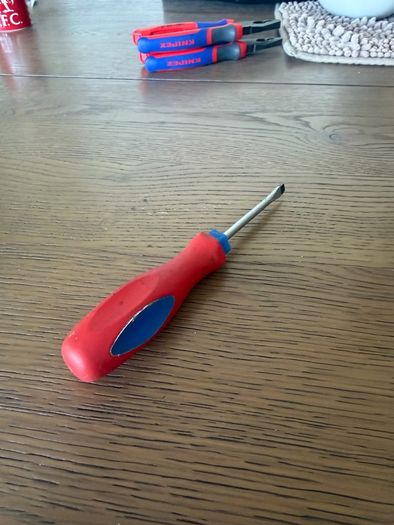 Screwdriver