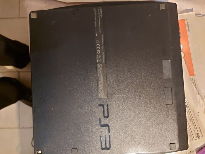 SONY Playstation 3, Model CECH-2003B, Comes with Power Cable only, Powers on and off, excellent cosmetic condition