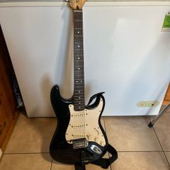 Roland GR 2A electric guitar