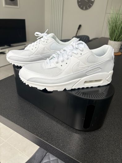 Mens shoes
