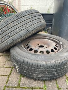 Set of 4 VW Steel Wheels with Tyres 215/60 R16 Excellent Condition