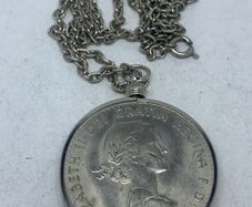 Great Britain 1965 crown pendant and necklace