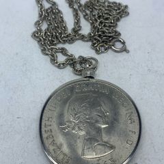 Great Britain 1965 crown pendant and necklace