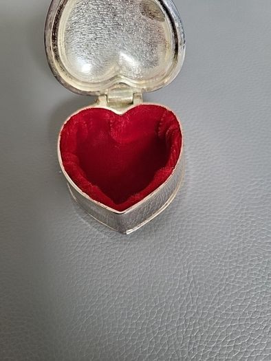 Trinket box