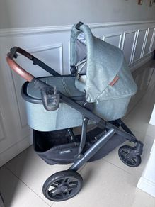 Uppababy Vista V2 Gwen immaculate