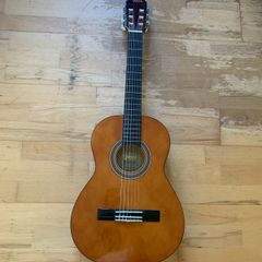 Valencia classical guitar full size