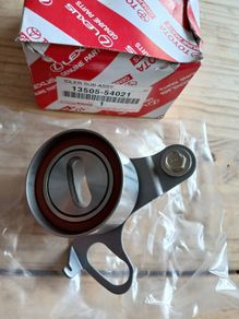Genuine Toyota Cressida, Hilux, Land Cruiser, Idler Sub-assy, Timing Belt, No.1