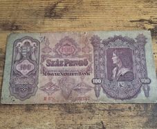 Hungary, 100 Pengo banknote, 1930, circulated - free standard postage