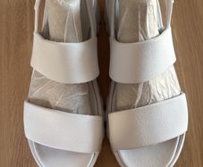 Skechers Sandals Size 5