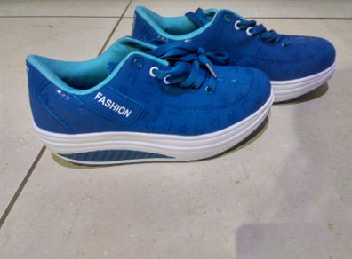 Trainers, UK 5