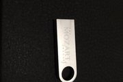 32GB  Metal USB Flashdrive. Free Postage!
