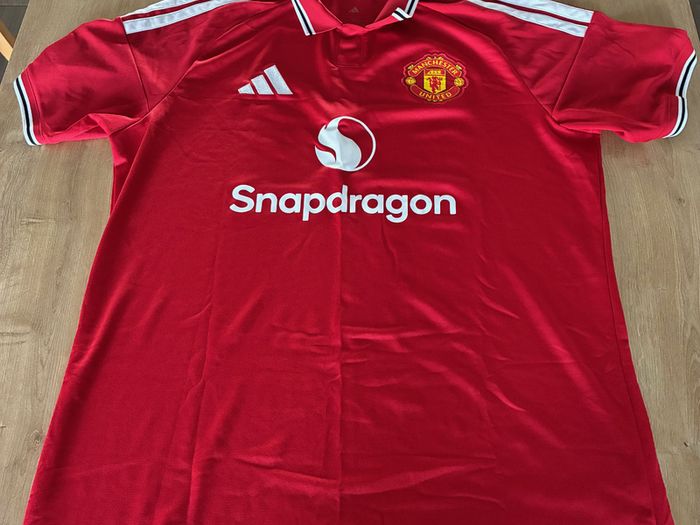Manchester United 2026/27 Home adidas Shirt XL