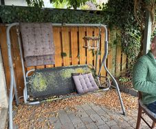 garden swing