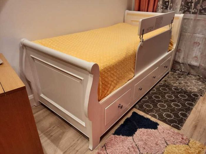 Franch bed