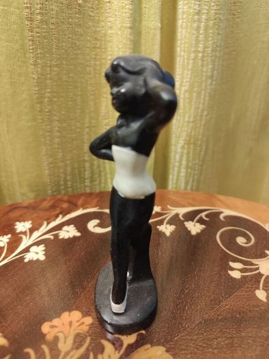 Vintage Besony Style Small Ballerina Figurine