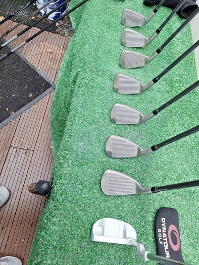 Golf clubs, full set and bag