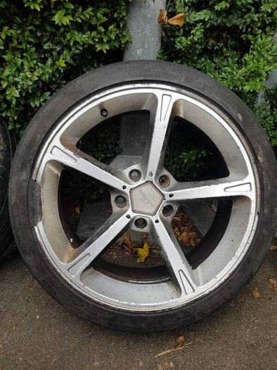 Alloys for bmw 18x8jj 225 40 18