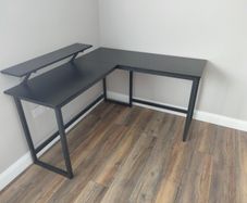 Corner Desk