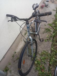 B'Twin Riverside 120 hybrid bike from Decathlon