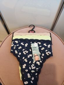 Marks and Spencers ladies briefs