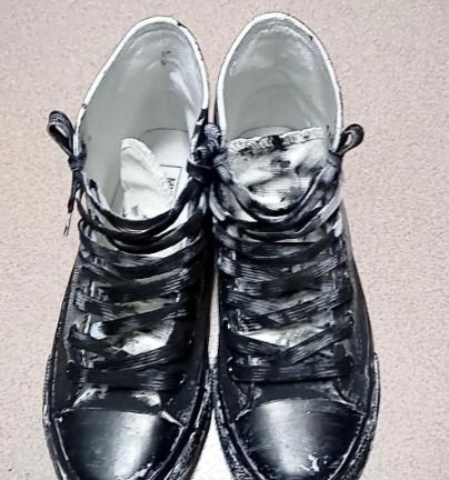 New canvas shoes