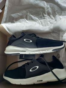 Oakley trainers 8uk New