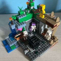 Lego Minecraft Skeleton Dungeon