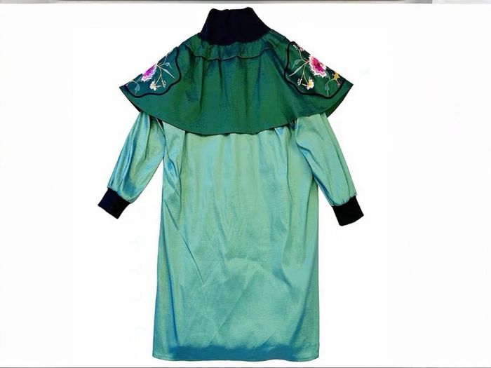 Brand new Designer sample piece