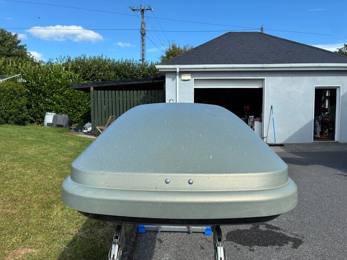 Halfords Roof Box