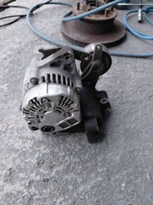 toyota hilux alternator