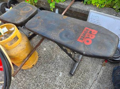 weight lifting bench