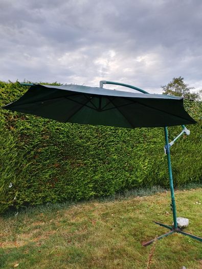 Garden patio parasol