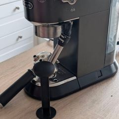 De'Longhi Coffee Machine