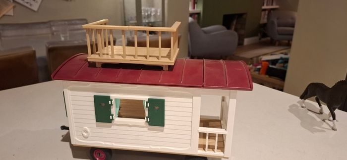 Schleich caravan