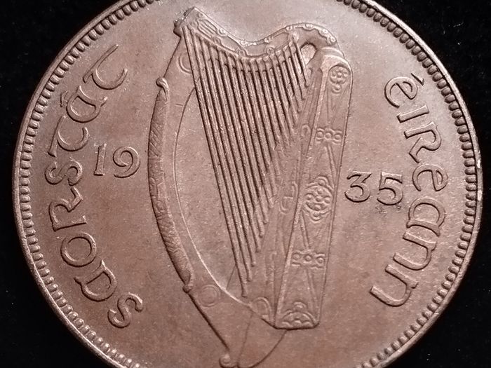 #388 - Ireland - 1935 - One Penny - KM.3