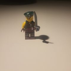 Sky pirate foot soldier with hat